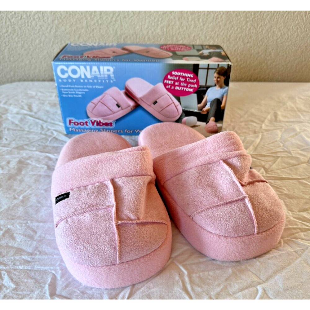 Conair Body Benefits Foot Vibes Battery Operated Massaging Slippers Womens OS